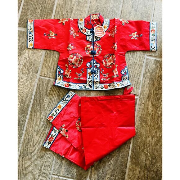 Vintage Set 60s Red Embroidered Silk Kimono Pants Jacket Child Sz 2 Golden Bee - Picture 1 of 7